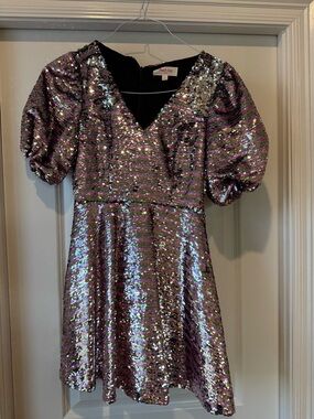 Peach Love California Iridescent Purple Sequin Puff-Sleeve Dress